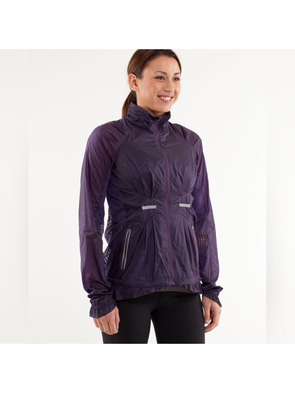 Lululemon Run: Wild Jacket Concord Grape Size 4 In EUC